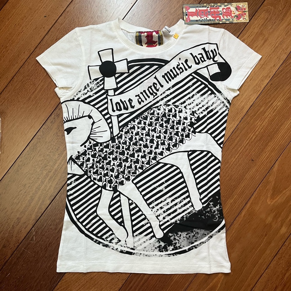 🚨SOLD🚨NWT L.A.M.B. Gwen Stefani Jumbo Staff Icon Logo Tee Shirt ‼️PRICE FIRM‼️ - Picture 1 of 9